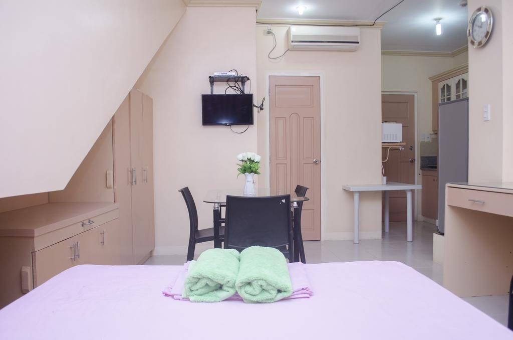Julz Tropical Apartments Olongapo Exteriér fotografie