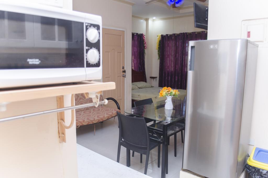 Julz Tropical Apartments Olongapo Exteriér fotografie